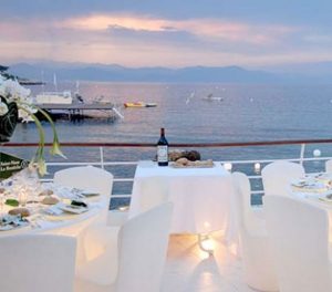 Location villa Antibes pour vacances, événements et mariages - Villa Garoupe Beach